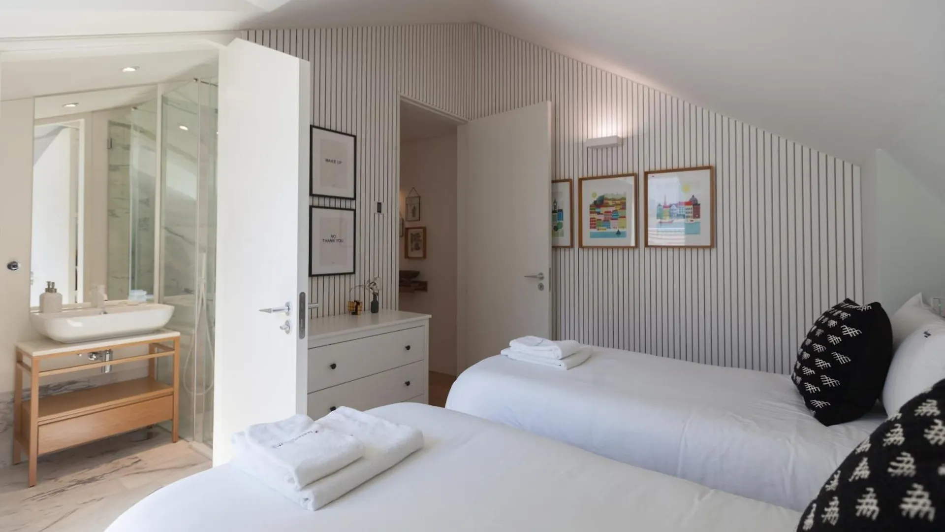 Flh Restauradores Deluxe Apartment With Terrace Lisbon Portugal